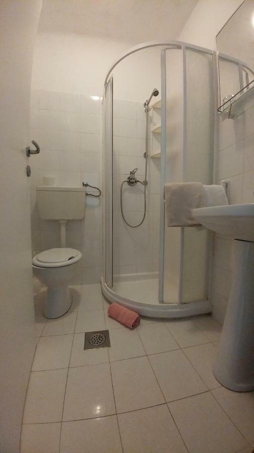 Guesthouse Boris Labin  Esterno foto